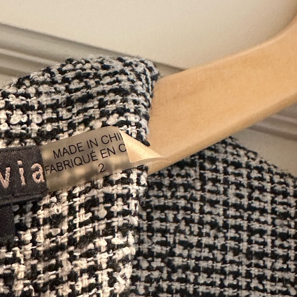 Alice and Olivia sleeveless lined mini dress, black/white tweed, size 2 - Picture 4 of 7